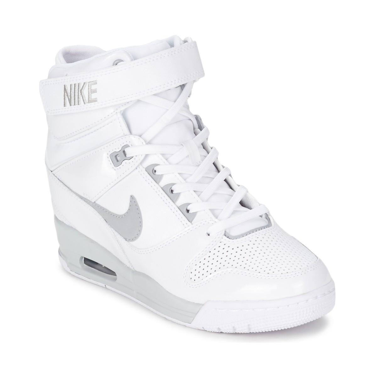 chaussure nike montant femme