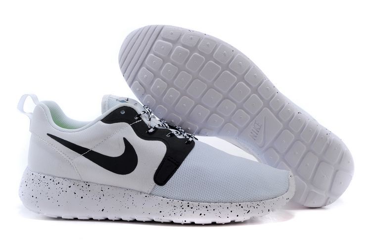 rosh run noir et blanche